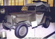 The GAZ 64 had many of the same features of the WWII US Army Jeep including; starting front tow hooks (an option on USMC jeeps of W.W.II).